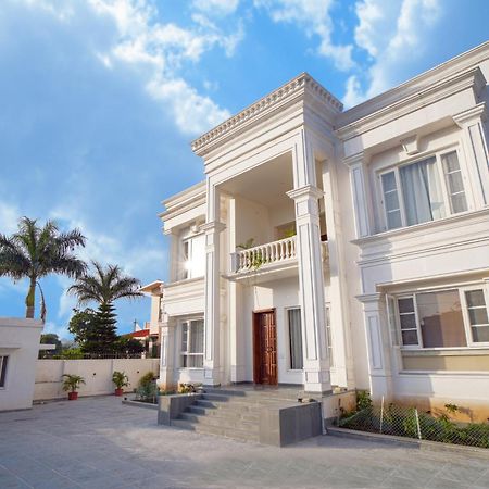 אודייפור Chez Lavania - A Boutique Homestay מראה חיצוני תמונה